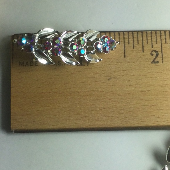 VTG Coro Borealis Clip-On Ear Climber Earrings - Picture 8 of 8